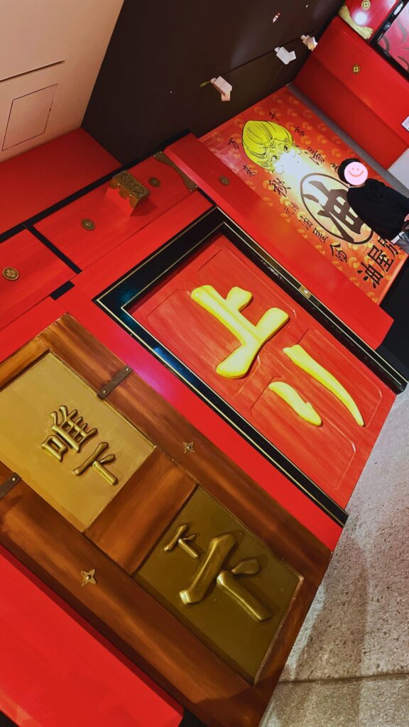 鈴木敏夫とジブリ展内の千と千尋の神隠しに登場するエレベーター