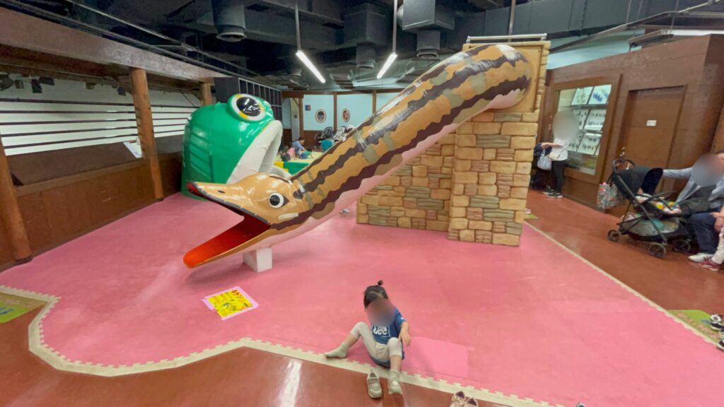 埼玉県子ども動物自然公園のこどもの城の発見の部屋